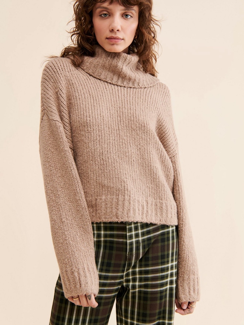 Anthropologie Cozy Beige Turtleneck Sweater M